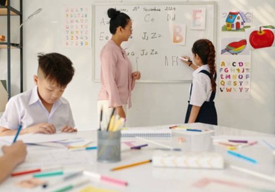 國小ESL是什麼？一文了解ESL課程內容、費用＆挑選要點