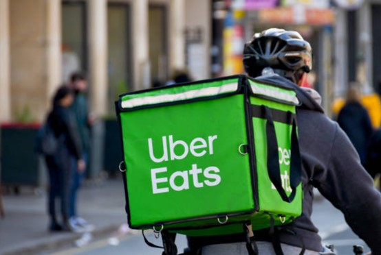 Uber Eats 外送員薪水