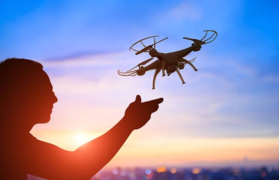 無人機證照薪水揭秘｜考照流程、工作出路與收入行情一次看懂